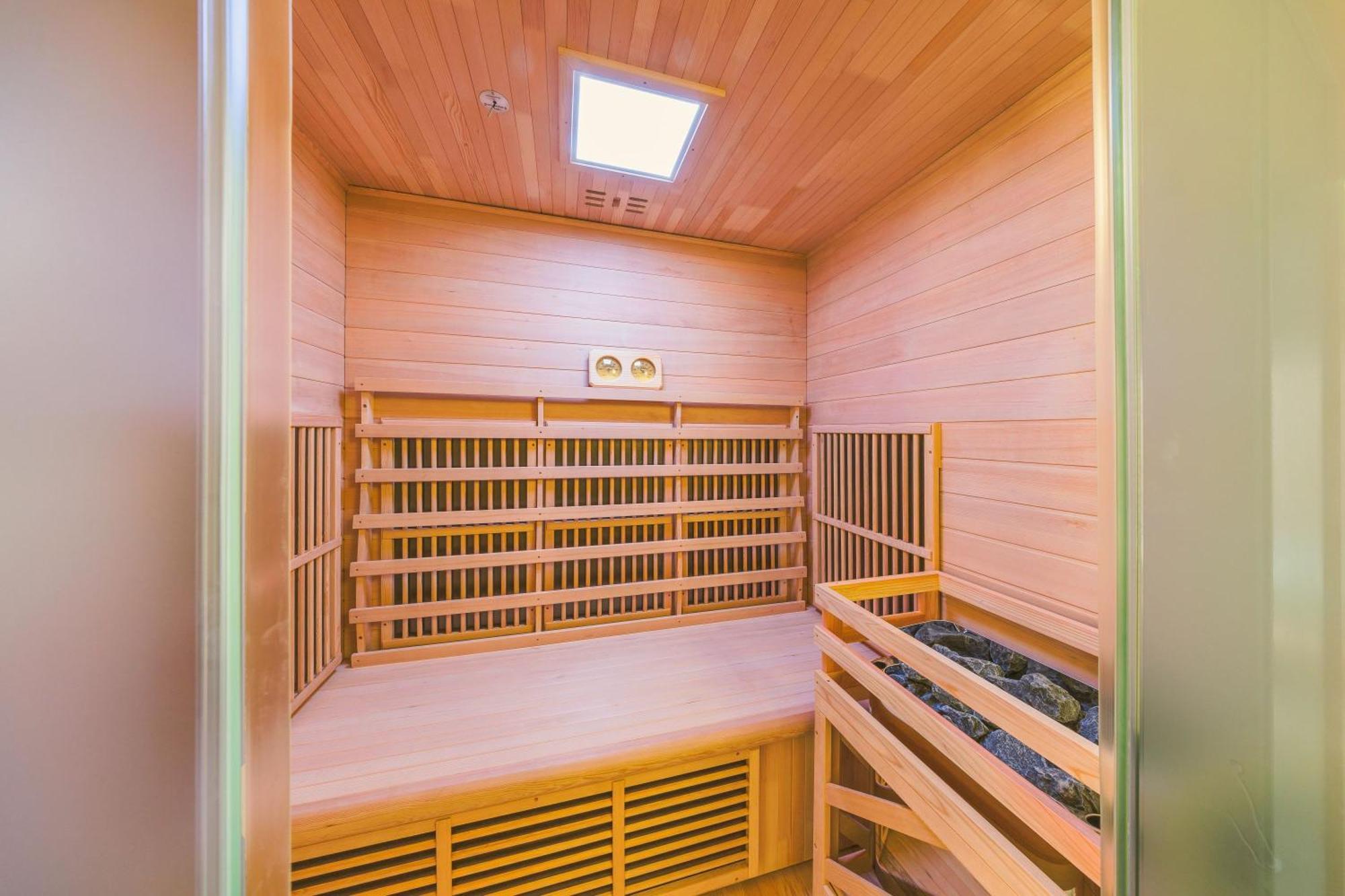 Takamiya Hotel Hammond Ямагата Екстериор снимка